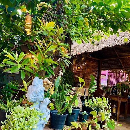 Thai Guesthouse Kanchanaburi by Eksteriør bilde