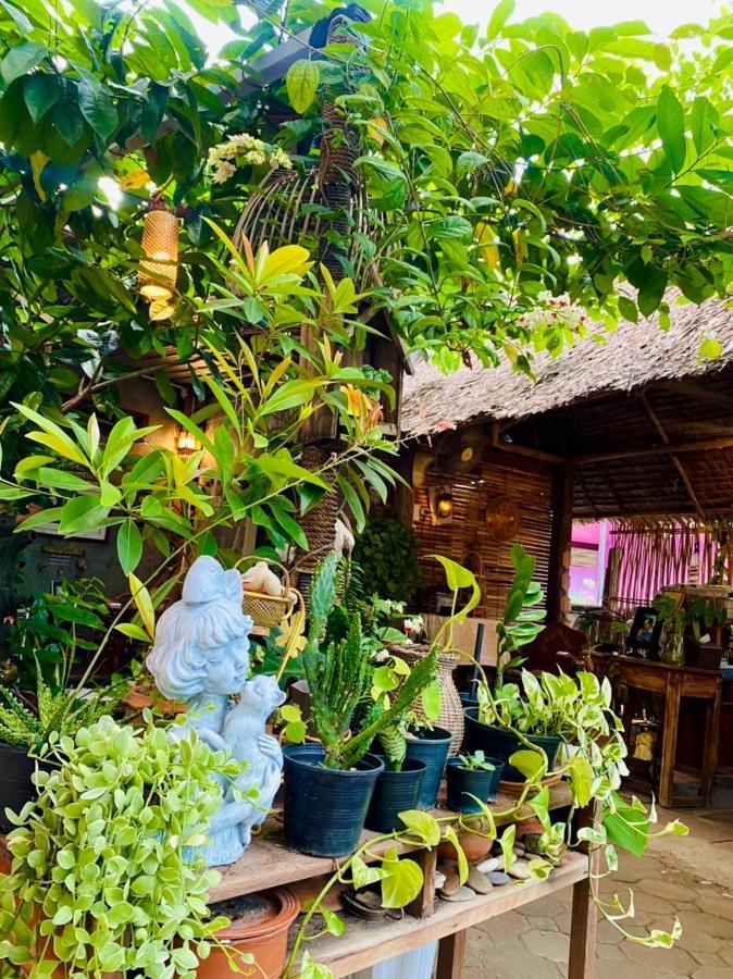 Thai Guesthouse Kanchanaburi by Eksteriør bilde